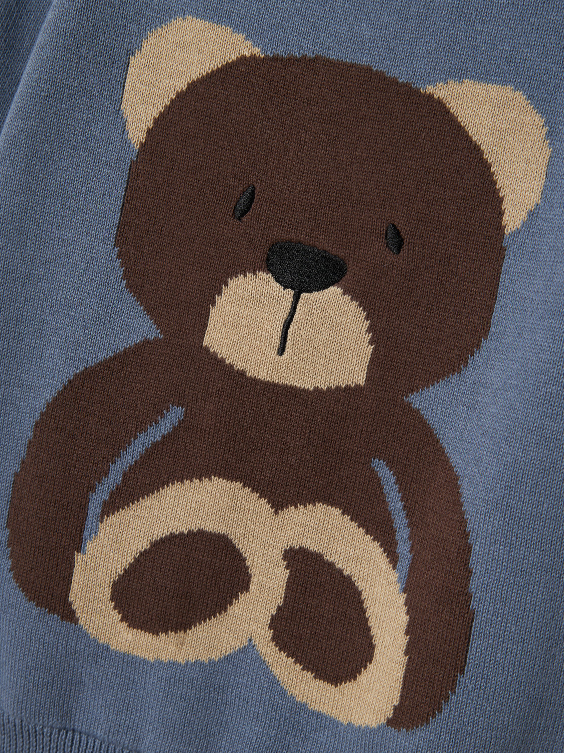 model_shot-front_full